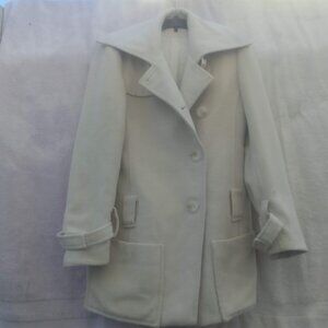 Bundle sunglasses&classic well-tailored-fit stylish white over-coat